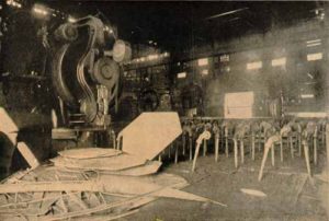 Image from William Hard's 1907 "Everybody's Magazine" article shows the interior of a plate-mill. The picture was taken by the company's photographer just after one of the plates had fallen on a man's foot.