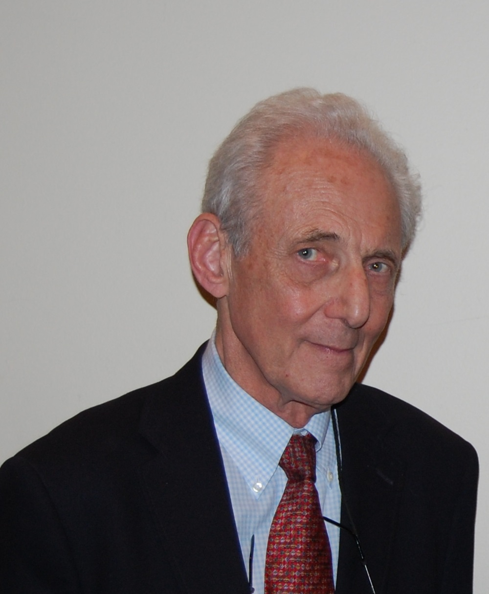 Dan Fox Receives Award from the American Association for the History of